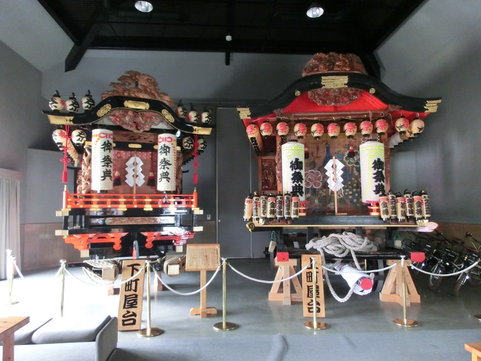 伊王野祭り伝承館に展示されている屋台