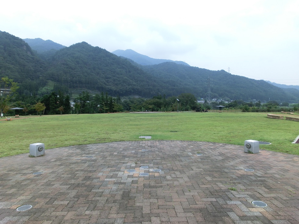 道の駅 | あがつま峡 | 芝生公園