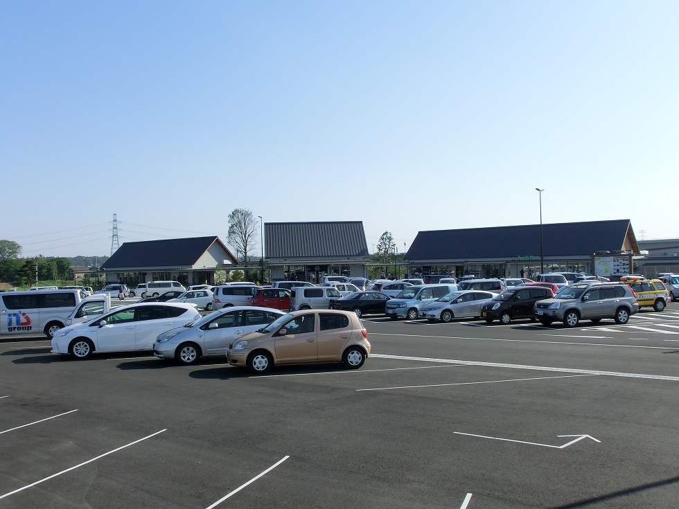 駅施設遠景