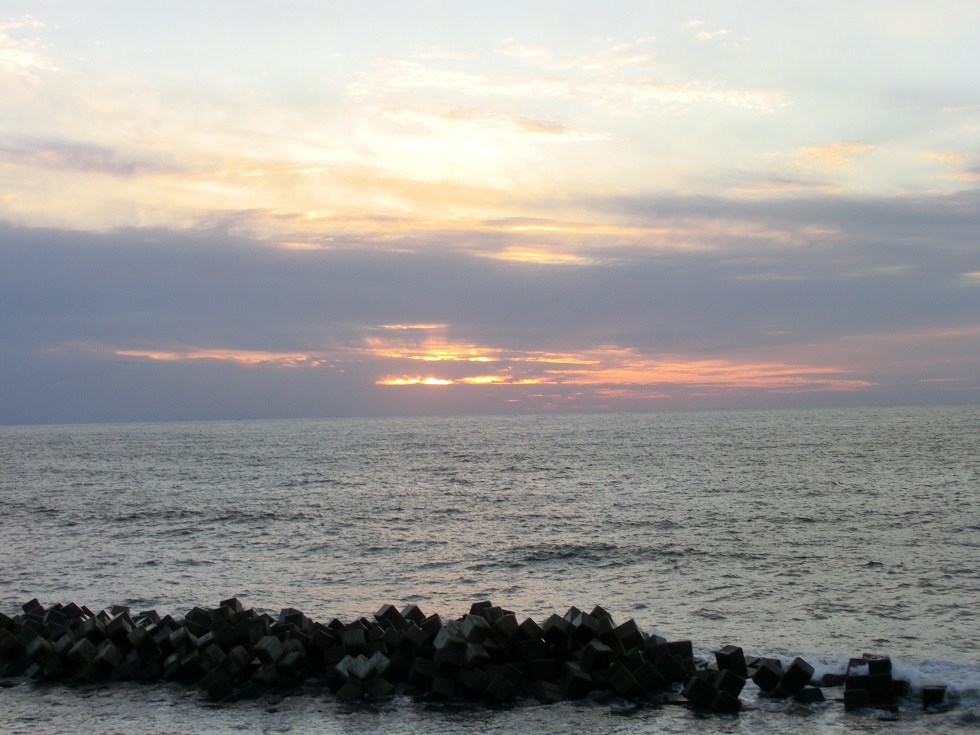 日本海に沈む夕日