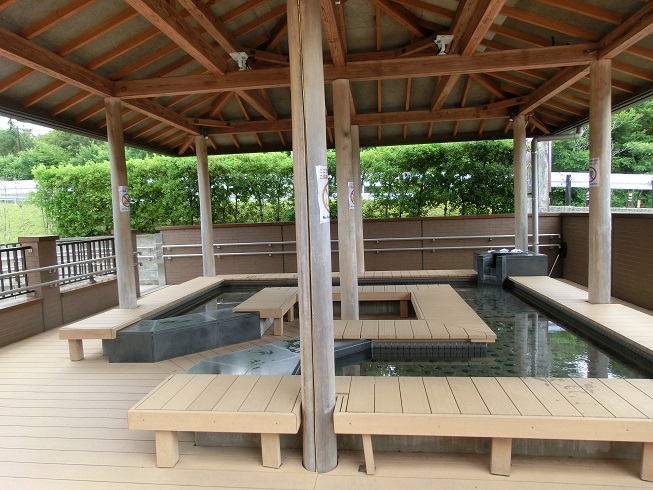 「道の駅　すばしり」の足湯の写真