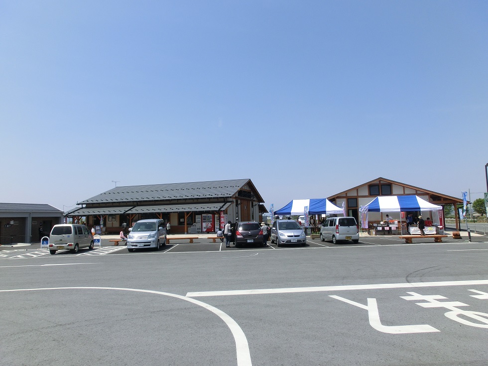 道の駅 | せせらぎの里こうら | 駅施設