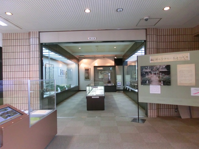 「道の駅　ちはやあかさか」に隣接する郷土資料館の写真