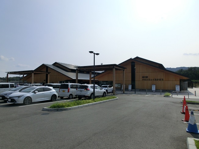 「道の駅　クロスウェイなかまち」の施設遠景の写真